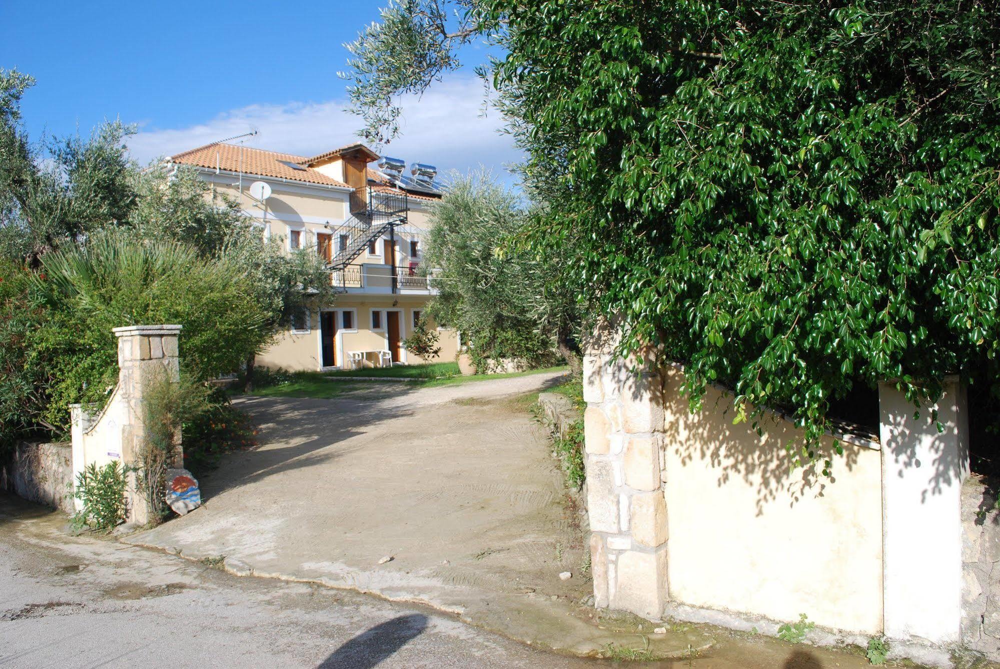 Kavos Psarou Villas Амуди Экстерьер фото